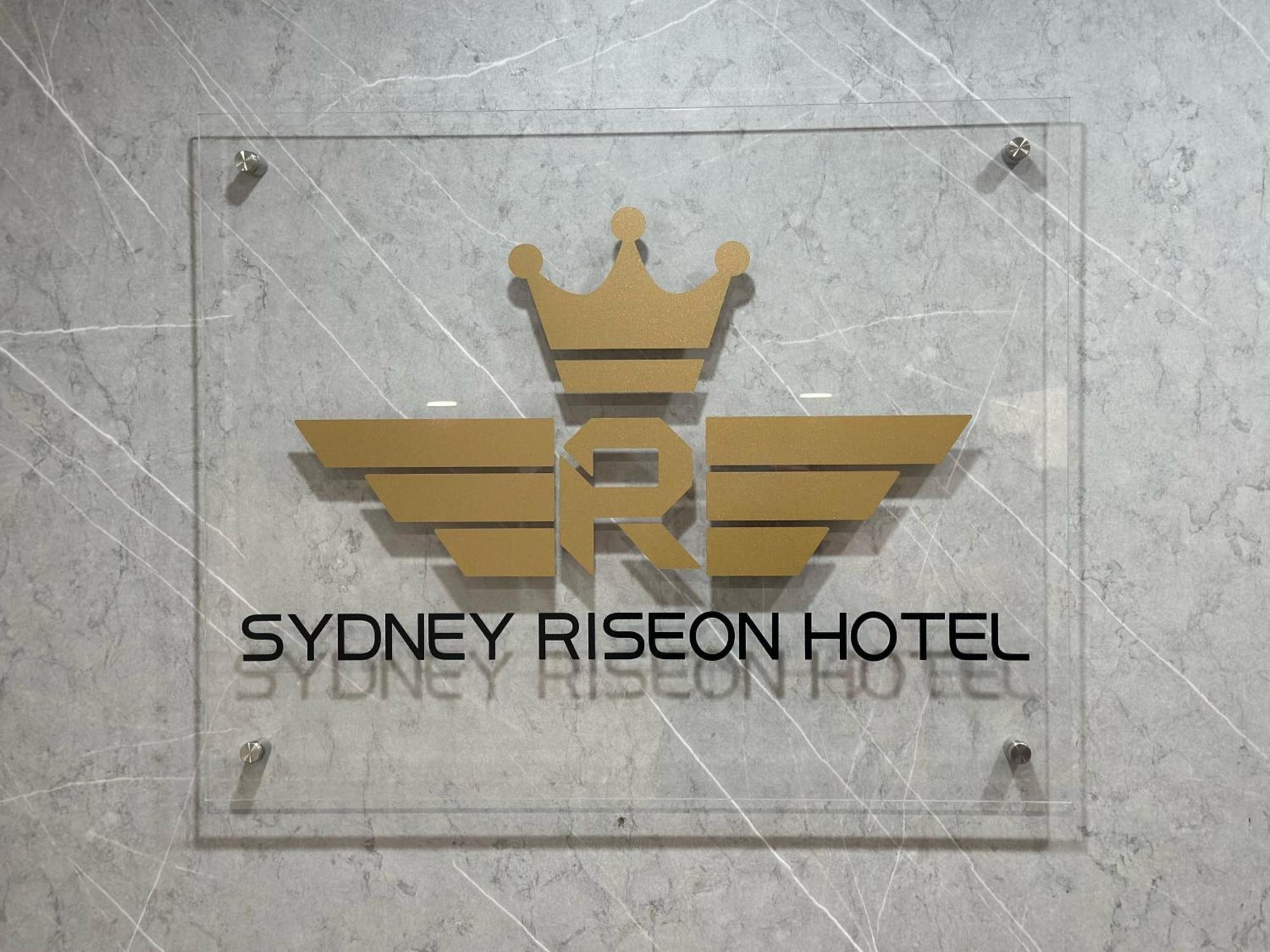 Sydney Riseon Hotel Екстер'єр фото